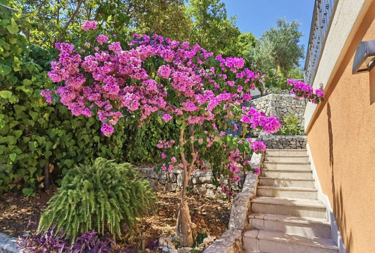 Villa Rastichi Amazing Seaview Trogir Exterior photo